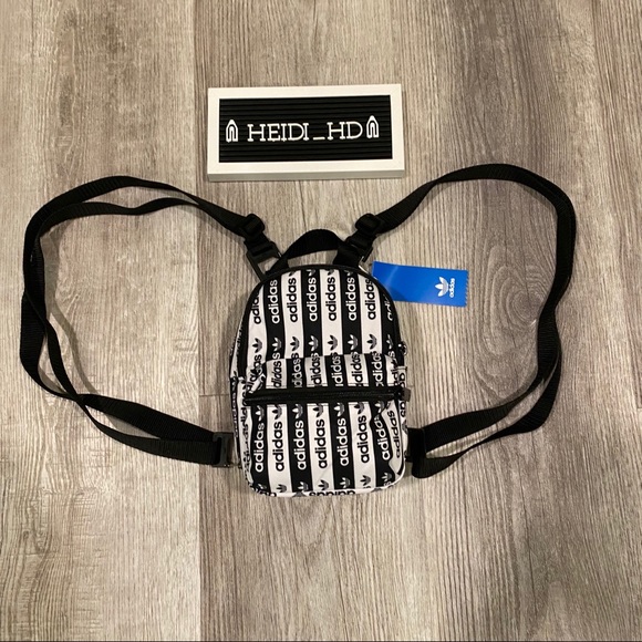 adidas ryv mini backpack